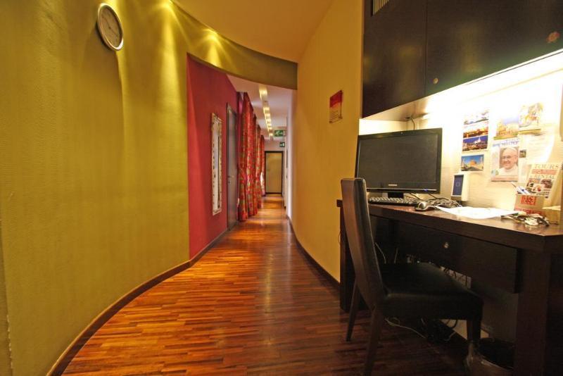 Merulana Inn Guest House Rome Luaran gambar